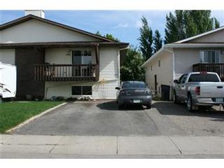 Photo 1: 168 Verbeke Road in Saskatoon: Silverwood Heights Duplex for sale (Saskatoon Area 03)  : MLS®# 402925