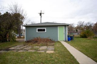 Photo 40: 21 Lawndale Avenue in Winnipeg: Norwood Flats Residential for sale (2B)  : MLS®# 202225852