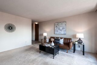 Photo 6: 406 555 13TH Street in West Vancouver: Ambleside Condo for sale in "Parkview Tower" : MLS®# R2872073