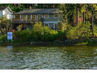 Photo 1: 944 Rankin Road in VICTORIA: Es Kinsmen Park Residential for sale (Esquimalt)  : MLS®# 325600