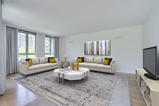 Photo 3: 202 5850 BALSAM Street in Vancouver: Kerrisdale Condo for sale in "THE CLARIDGE" (Vancouver West)  : MLS®# R2603939