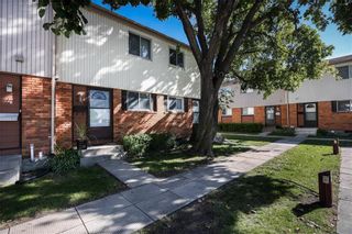 Photo 2: 5 3887 Ness Avenue in Winnipeg: Crestview Condominium for sale (5H)  : MLS®# 202223333