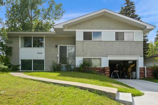 Photo 2: 3003 10 Street NW in Calgary: Rosemont Detached for sale : MLS®# A1237777
