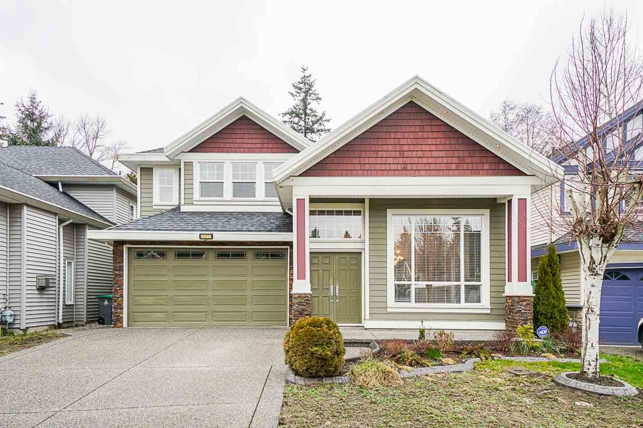 Main Photo: 14289 65 Avenue in Surrey: East Newton House for sale : MLS®# R2536545