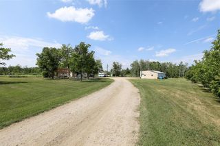 Photo 3: 26117 29 Road N in Grunthal: House for sale : MLS®# 202324600