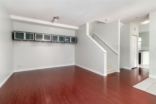 Photo 5: 52 6878 SOUTHPOINT Drive in Burnaby: South Slope Townhouse for sale (Burnaby South)  : MLS®# R2291534