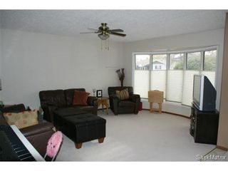 Photo 21: 131 WILLISTON Drive in Regina: Normanview West Single Family Dwelling for sale (Regina Area 02)  : MLS®# 480164