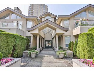 Photo 2: B3 2202 MARINE Drive in West Vancouver: Dundarave Condo for sale : MLS®# V966905