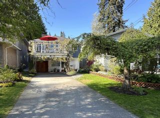 Photo 3: 1836 BURRILL Avenue in North Vancouver: Lynn Valley House for sale in "Lynn Valley" : MLS®# R2881016
