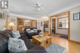 Photo 7: 36 BOND STREET E in Kawartha Lakes: House for sale : MLS®# X8228532