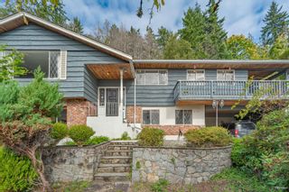 Photo 2: 3115 BENBOW Road in West Vancouver: Westmount WV House for sale : MLS®# R2753889