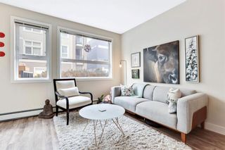Photo 2: 137 721 4 Street NE in Calgary: Renfrew Apartment for sale : MLS®# A1195772