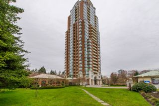 Photo 2: 801 6837 STATION HILL Drive in Burnaby: South Slope Condo for sale in "Claridges" (Burnaby South)  : MLS®# R2239068