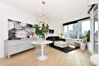 Photo 2: 710 68 SMITHE Street in Vancouver: Downtown VW Condo for sale in "ONE PACIFIC" (Vancouver West)  : MLS®# R2403870