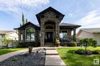 Photo 2: 7620 98A Avenue in Edmonton: Zone 19 House for sale : MLS®# E4307613