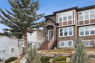 Main Photo: 419 34 Avenue NE in Calgary: Highland Park Semi Detached (Half Duplex) for sale : MLS®# A2124753