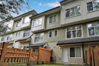 Photo 2: 38 13670 62 Avenue in Surrey: Sullivan Station Townhouse for sale in "Panorama 62" : MLS®# R2651992