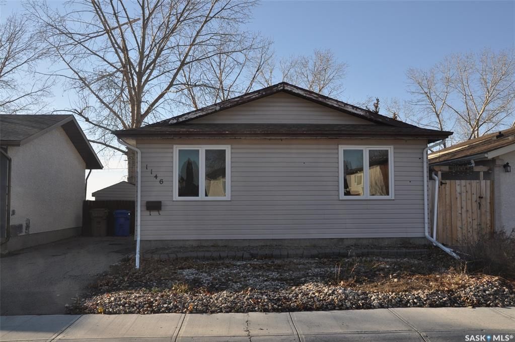 Main Photo: 1146 BUTTERFIELD Crescent North in Regina: Rochdale Park Residential for sale : MLS®# SK913517