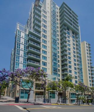 Photo 2: DOWNTOWN Condo for sale : 2 bedrooms : 850 Beech #701 in San Diego