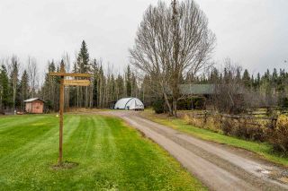 Photo 2: 6120 CUMMINGS Road in Prince George: Pineview House for sale in "PINEVIEW" (PG Rural South (Zone 78))  : MLS®# R2515181