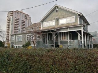 Photo 2: 423 SIXTH Street in New Westminster: Queens Park Multi-Family Commercial for sale : MLS®# C8053819