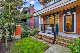 Photo 3: 329 E 7TH Avenue in Vancouver: Mount Pleasant VE Townhouse for sale (Vancouver East)  : MLS®# R2428671