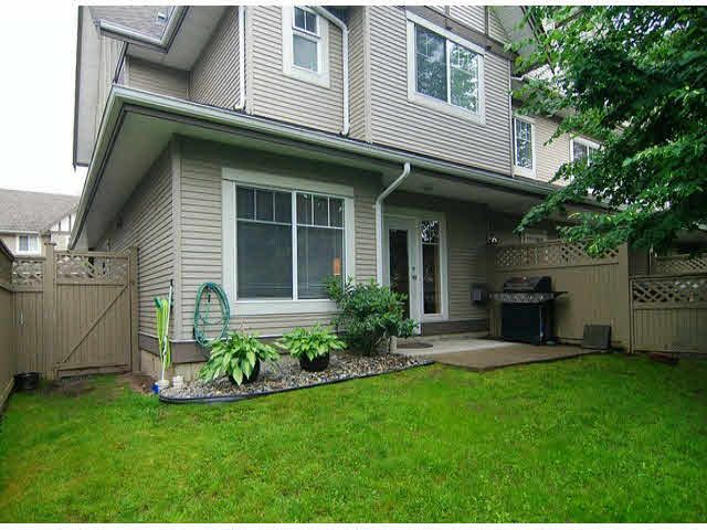 Photo 11: Photos: 19 18181 68TH Avenue in Surrey: Cloverdale BC Townhouse for sale in "Magnolia" (Cloverdale)  : MLS®# F1414915