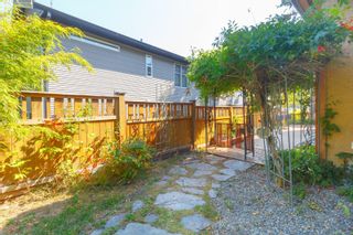 Photo 24: 213 Helmcken Rd in View Royal: VR View Royal House for sale : MLS®# 862964