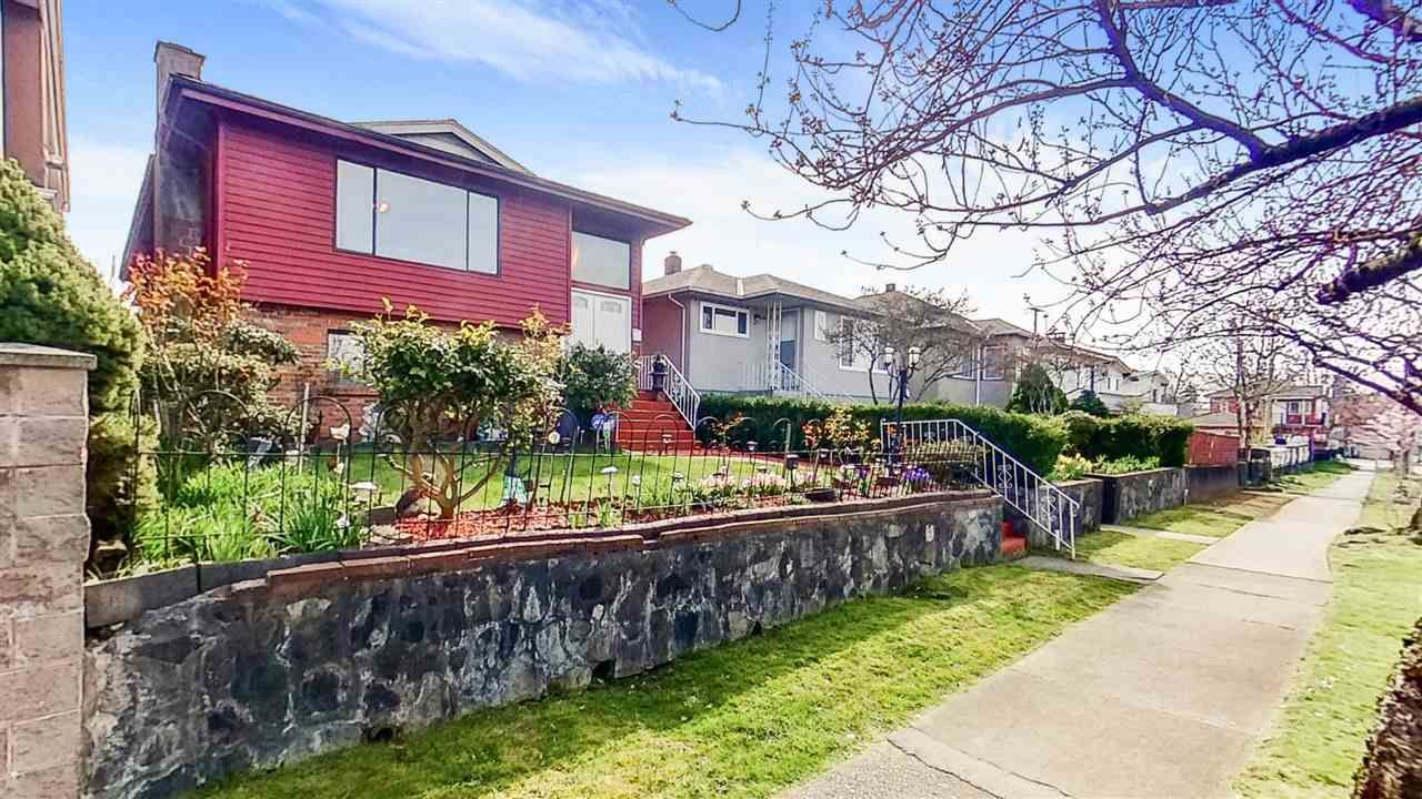 Main Photo: 2478 22ND Avenue in Vancouver: Renfrew Heights House for sale (Vancouver East)  : MLS®# R2565740
