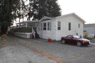 Photo 1: 32 6338 VEDDER Road in Chilliwack: Sardis South Manufactured Home for sale in "MAPLE MEADOWS" (Sardis)  : MLS®# R2730394