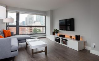 Photo 2: 802 283 DAVIE Street in Vancouver: Yaletown Condo for sale in "Pacific Plaza" (Vancouver West)  : MLS®# R2668549