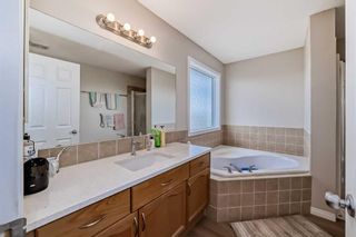 Photo 18: 112 Everglen Way SW in Calgary: Evergreen Detached for sale : MLS®# A2122966