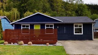 Main Photo: 41372 DRYDEN Road: Brackendale House for sale (Squamish)  : MLS®# R2690133