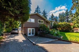 Photo 1: 3176 OLD CLAYBURN Road: House for sale in Abbotsford: MLS®# R2725849