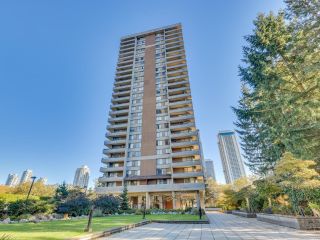 Photo 1: 303 3755 BARTLETT Court in Burnaby: Sullivan Heights Condo for sale in "TIMBERLEA TOWER B - THE OAK" (Burnaby North)  : MLS®# R2737369
