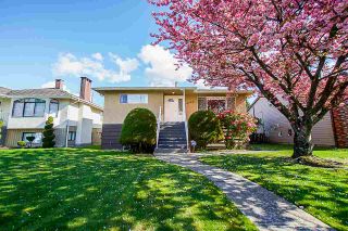 Photo 1: 4708 WESTLAWN Drive in Burnaby: Brentwood Park House for sale (Burnaby North)  : MLS®# R2361886