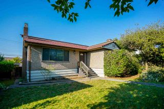 Photo 1: 3779 SUNSET STREET in Burnaby: Burnaby Hospital House for sale (Burnaby South)  : MLS®# R2481232