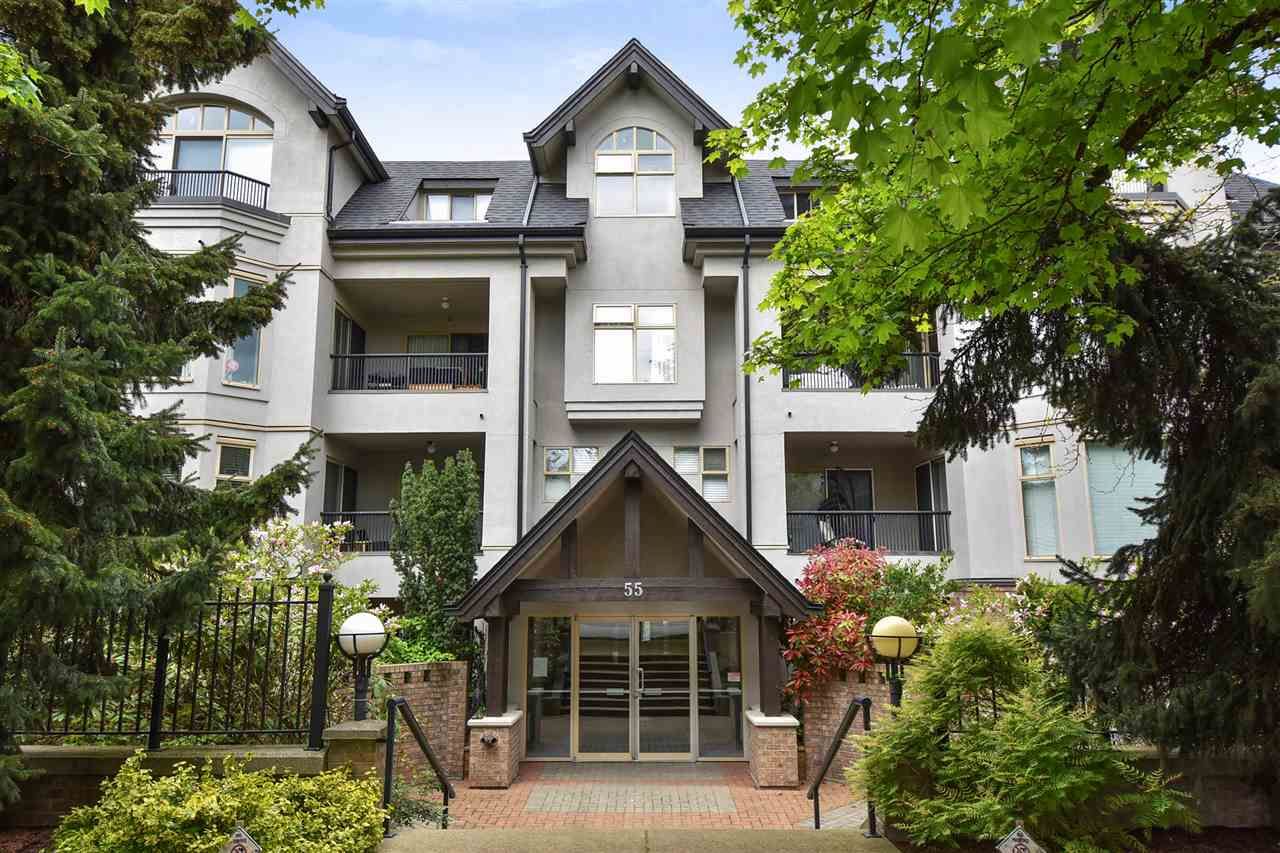 Main Photo: 104 55 E 10TH Avenue in Vancouver: Mount Pleasant VE Condo for sale in "ABBEY LANE" (Vancouver East)  : MLS®# R2265111