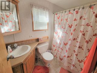 Photo 16: Immaculate 3 Bedroom Mobile Home in Creekside Village