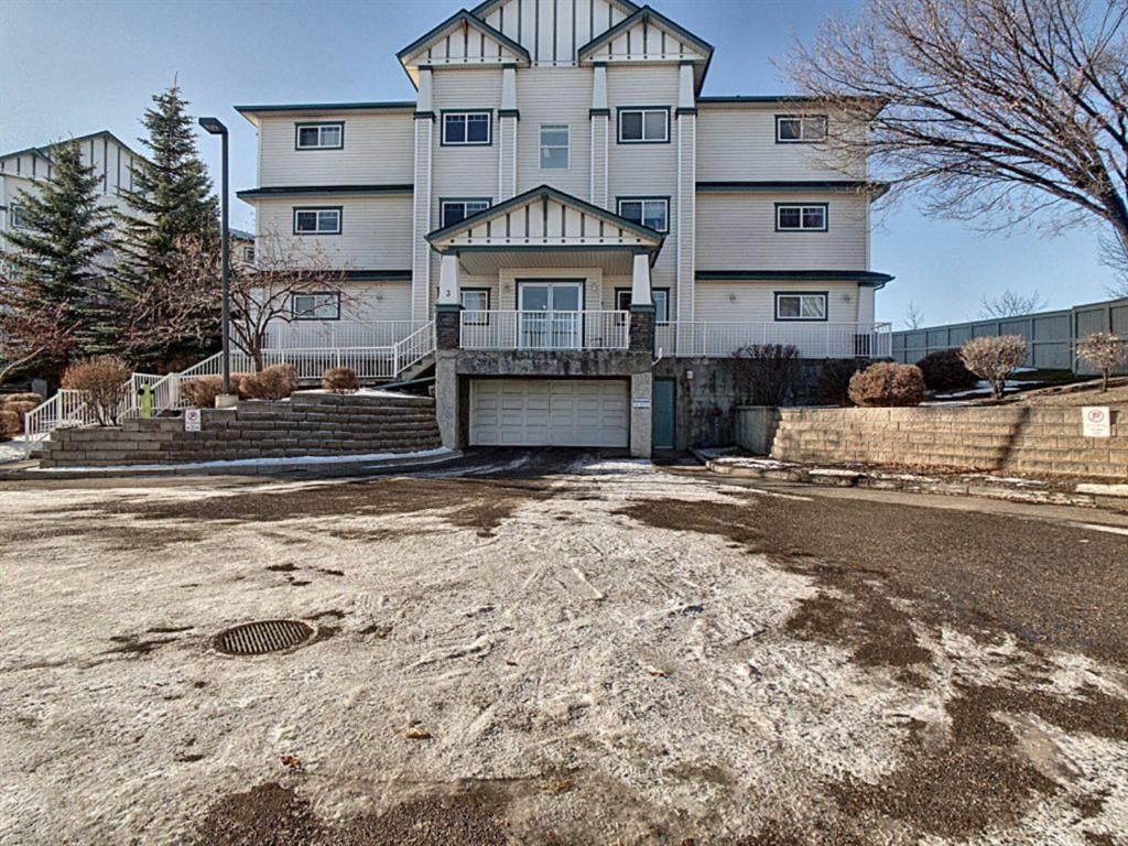Main Photo: 103 3 Somervale View SW in Calgary: Somerset Apartment for sale : MLS®# A1120749