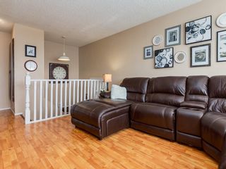 Photo 4: 6131 BEAVER DAM Way NE in Calgary: Thorncliffe House for sale : MLS®# C4184373