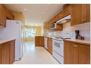 Photo 2: 34 22740 116TH AVENUE in Maple Ridge: East Central Townhouse for sale : MLS®# V1141647