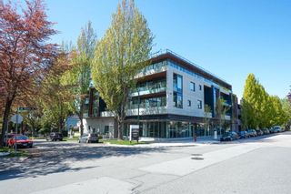 Photo 2: 302 717 W 17TH Avenue in Vancouver: Cambie Condo for sale in "HEATHER & 17TH" (Vancouver West)  : MLS®# R2686963