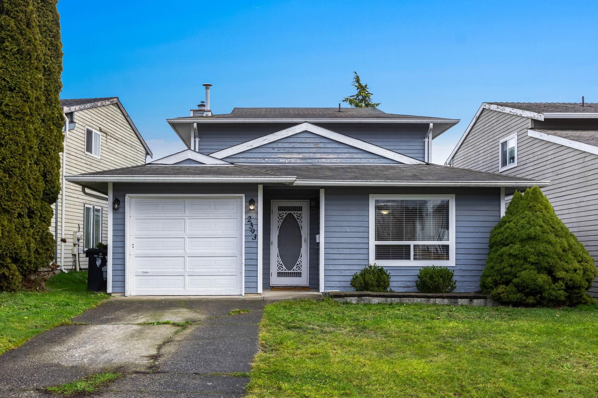 Main Photo: 2393 WAKEFIELD Drive in Langley: Willoughby Heights House for sale in "Langley Meadows" : MLS®# R2839692