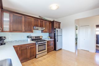 Photo 8: 33714 5A Avenue: House for sale in Mission: MLS®# R2725742