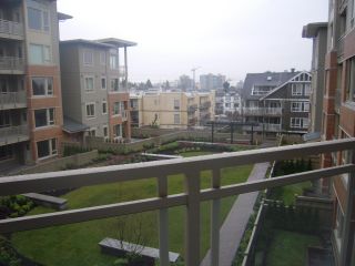 Photo 8: 301 119 W 22ND Street in North Vancouver: Central Lonsdale Condo for sale in "Anderson Walk" : MLS®# V936339