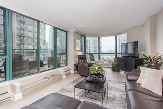 Photo 5: 701 212 DAVIE STREET in Vancouver: Yaletown Condo for sale (Vancouver West)  : MLS®# R2741176