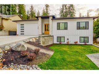 Photo 2: 3080 28 Avenue NE in Salmon Arm: House for sale : MLS®# 10303867