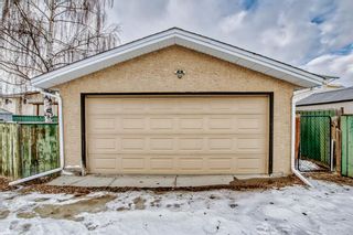 Photo 37: 20 Woodfield Green SW in Calgary: Woodbine Detached for sale : MLS®# A2021563
