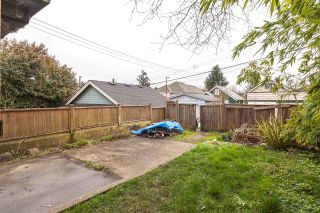 Photo 19: 1828 E 2ND Avenue in Vancouver: Grandview VE House for sale in "COMMERCIAL DRIVE" (Vancouver East)  : MLS®# R2042602